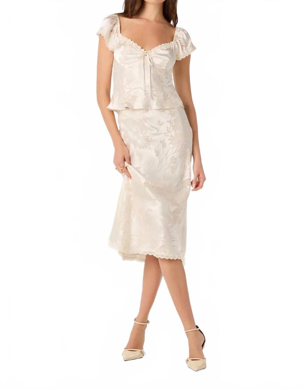 NEW ASTR windey midi skirt in cream